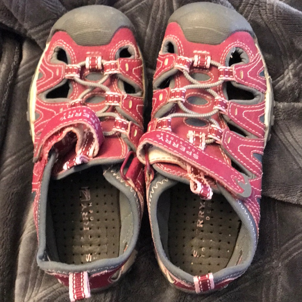 Sperry water shoes